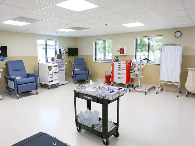 Davita Peninsula Dialysis Center - Dialysis in Newport New, VA photo 2
