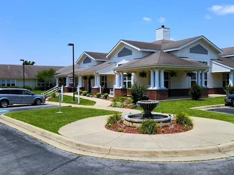 Lake Forest Senior Living at Mountain Home - Nursing Home in Mountain Home, AR photo 2