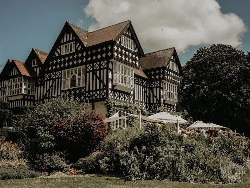 Highfield House - Nursing Home in Stroud, England photo 1