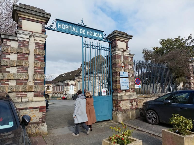 Ssiad PA De L' Hopital De Houdan - Soins Infirmiers à Domicile in HOUDAN, Île-de-France photo 2