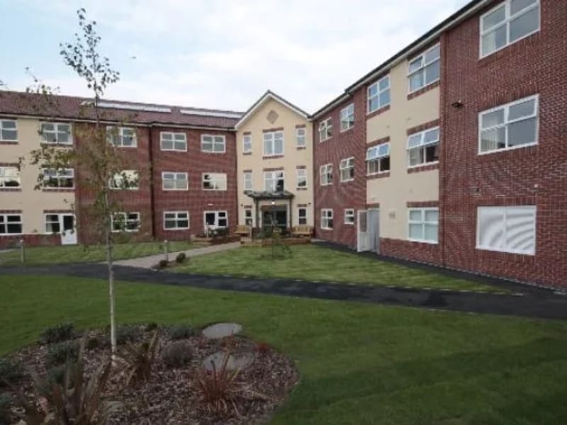Baily House - Assisted Living in Mansfield, England photo 3