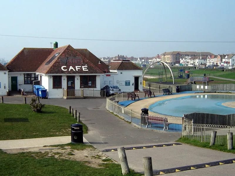Downlands - Nursing Home in Hove, England photo 2