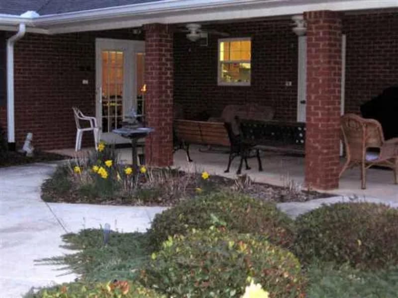 Courtyard Assisted Living - Assisted Living in Dayton, TN photo 3