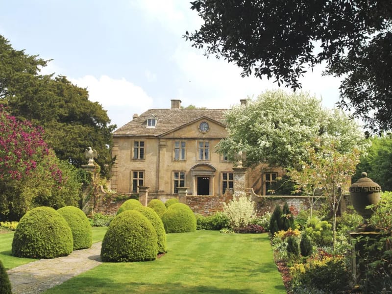 Dimensions Somerset Selwyn House - Assisted Living in Yeovil, England photo 3