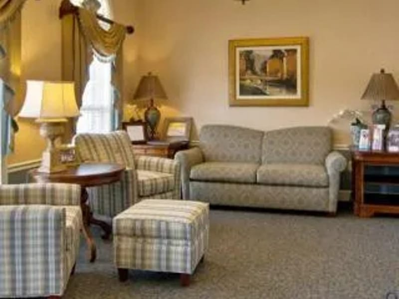 Katy Manor - Nursing Home in Pilot Grove, MO photo 2