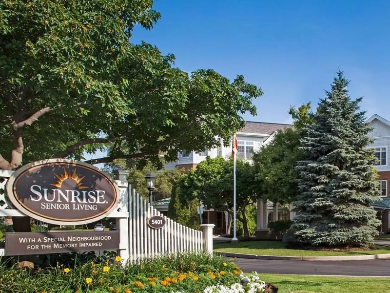 Sunrise Of Burlington - Assisted Living in Burlington, MA photo 2