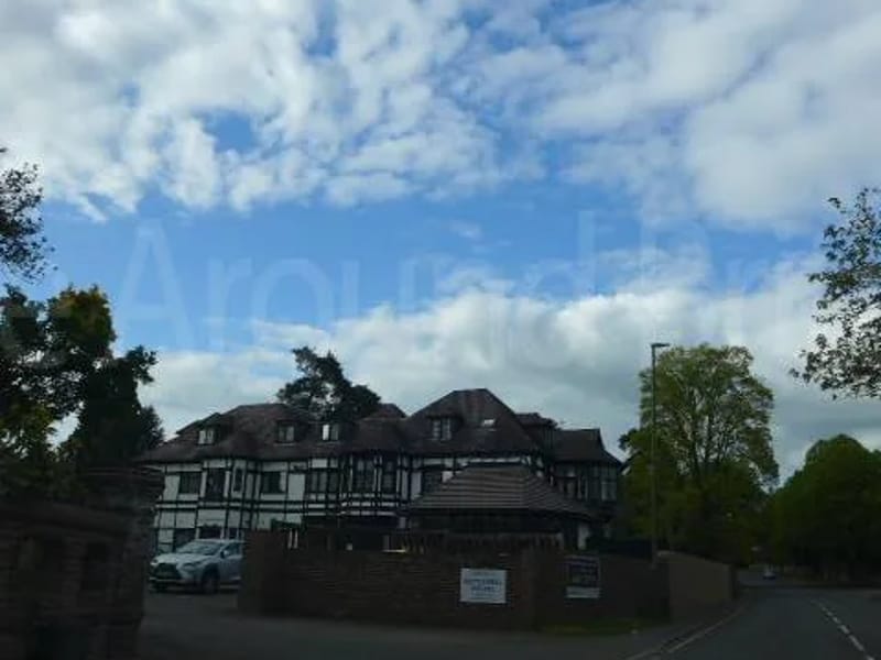 Kettlewell House Nursing Home - Nursing Home in Woking, England photo 2