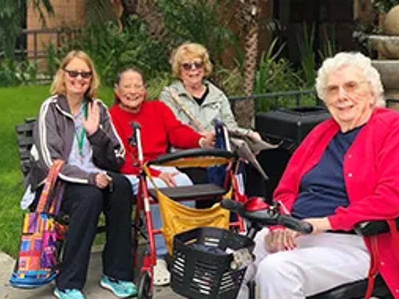 Evergreen Retirement - Assisted Living in Burbank, CA photo 2