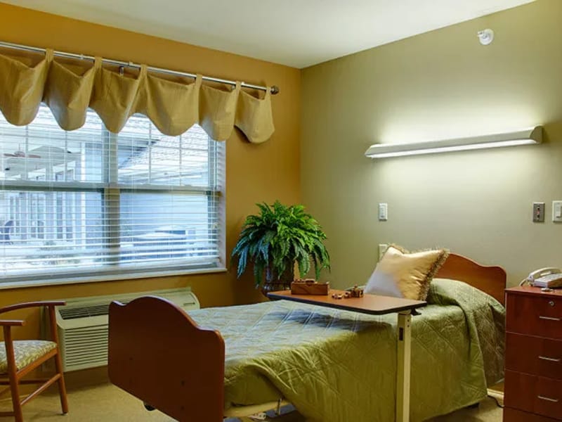 Lake Country Health Services - Nursing Home in Oconomowoc, WI photo 2