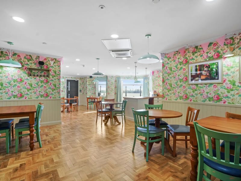 Cedar Falls Care Home - Nursing Home in Spalding, England photo 3