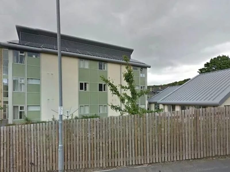 Kings Mill Court - Assisted Living in Huddersfield, England photo 6