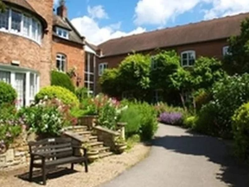 Landermeads Care Home in Nottingham, England photo 3