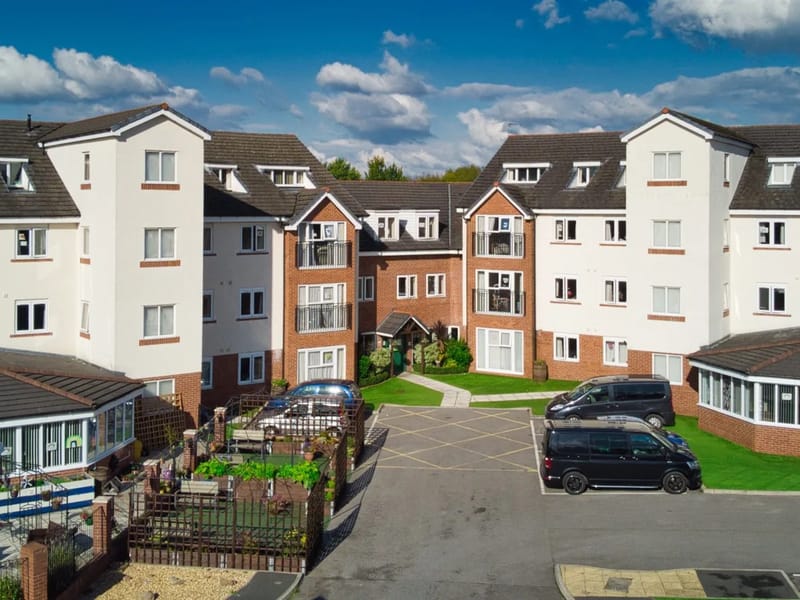 Madison Court - Assisted Living in St Helens, England photo 2