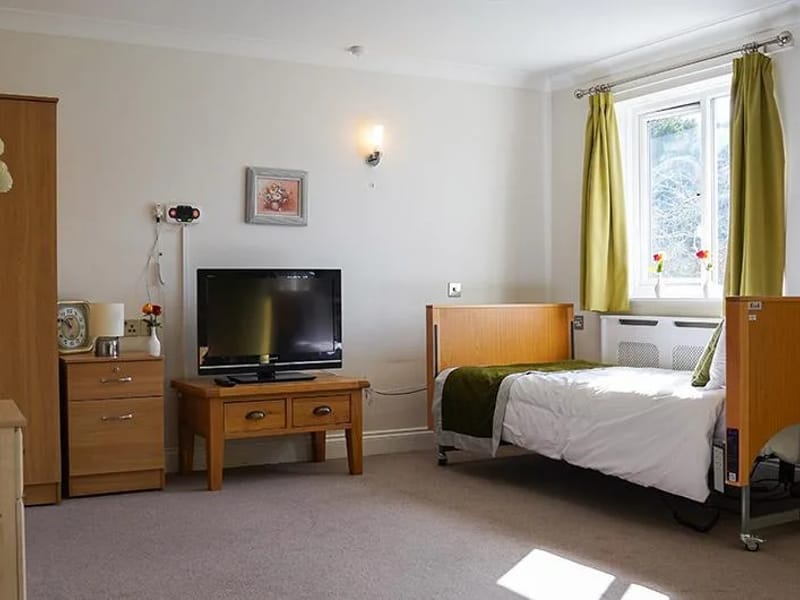 Asra House Residential Care Home in Leicester, England photo 3