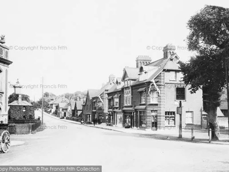 Birdscroft Nursing Home - Nursing Home in Ashtead, England photo 2