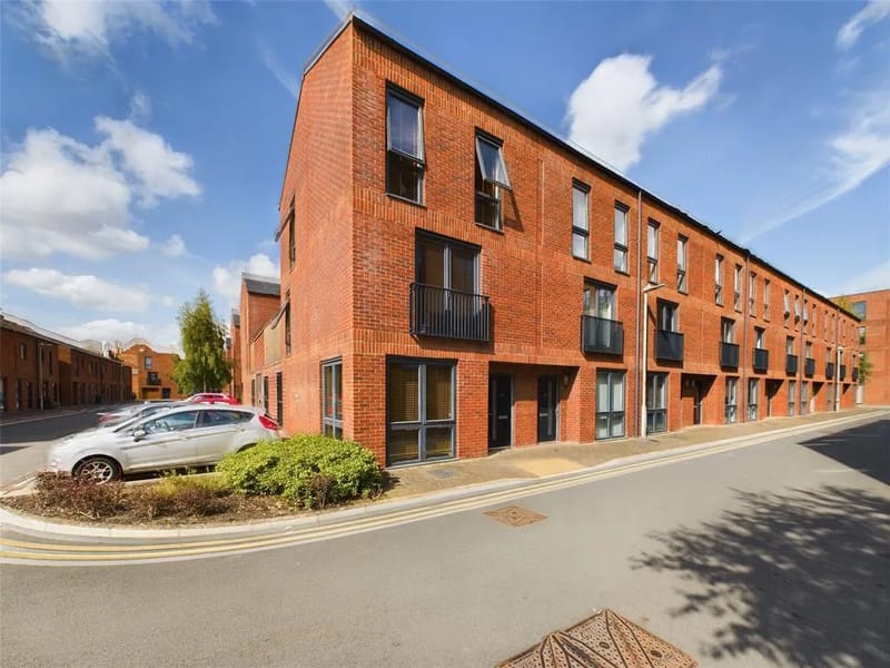 Orchard End in Gloucester, England photo 1