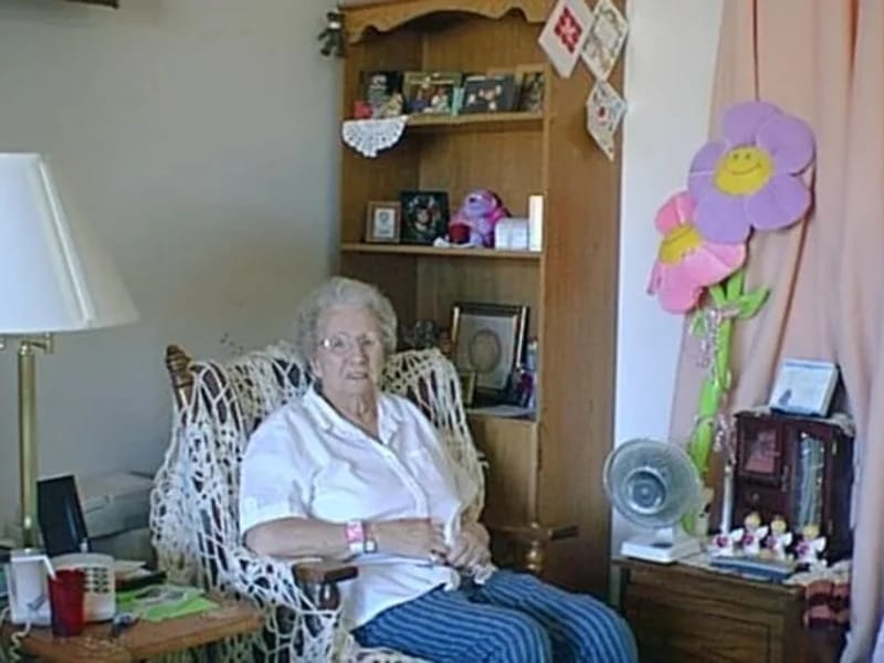 Hilltop Estates - Nursing Home in Gothenburg, NE photo 3