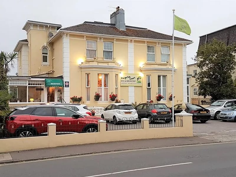 Roundham Court - Assisted Living in Paignton, England photo 2