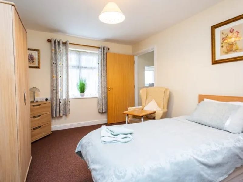 Linden Lodge Residential Home - Assisted Living in Tamworth, England photo 3