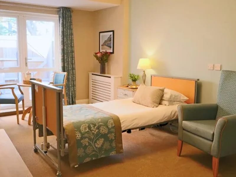 Weavers Grange - Nursing Home in Halstead, England photo 2
