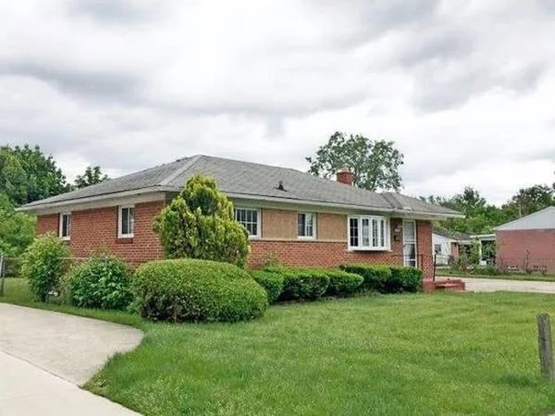 Corley Home - Assisted Living in Inkster, MI photo 2