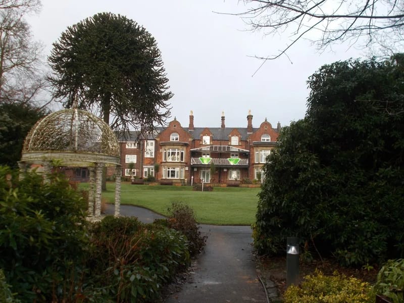 St Catherine's Hospice (Lancashire) - Hospice in Lostock Hall, England photo 1