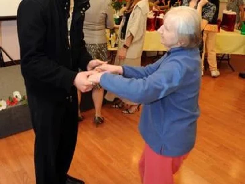 THE WENLEIGH - Nursing Home in Mississauga, ON photo 2