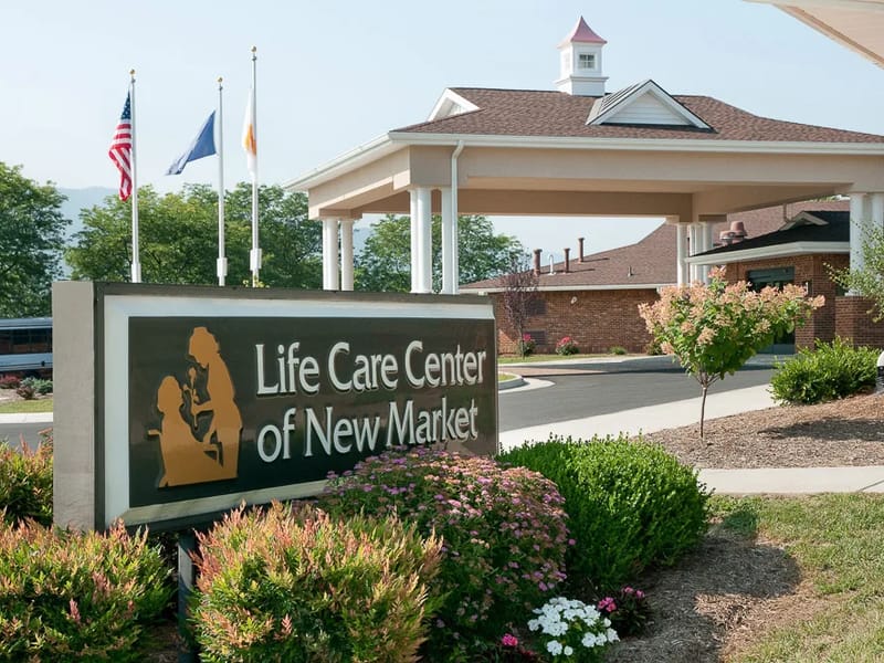 Life Care Center of New Market - Nursing Home in New Market, VA photo 2