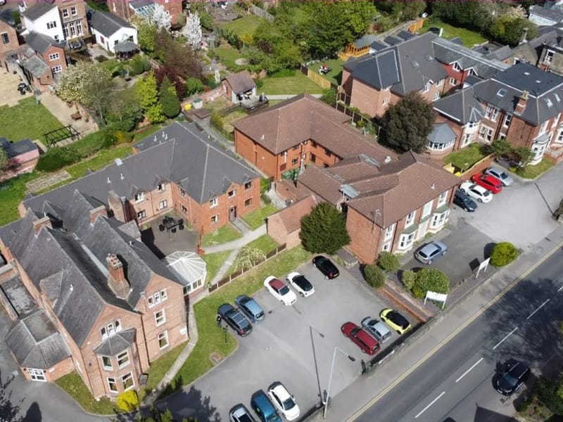 Rider House Care Centre - Nursing Home in Burton On Trent, England photo 2