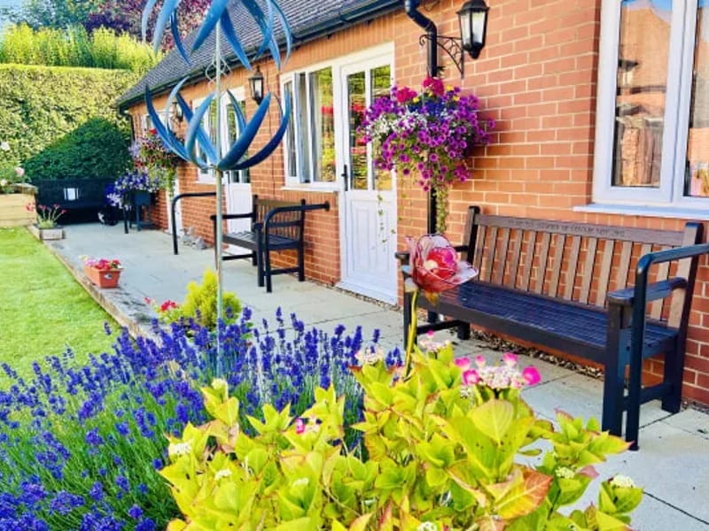 Grangefield Residential Care Home - Nursing Home in Northampton, England photo 2