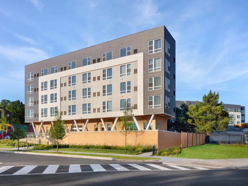 Livingston Place At Southern Ave. - Assisted Living in Washington, DC photo 2