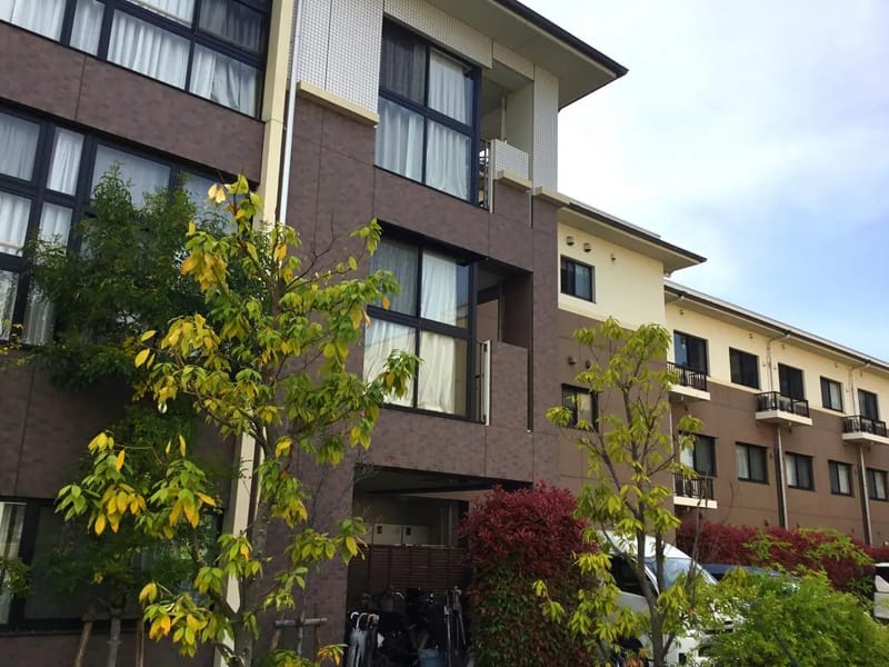 CharmSuite（チャームスイート）緑地公園 - 有料老人ホーム in 豊中市, 大阪府 photo 1