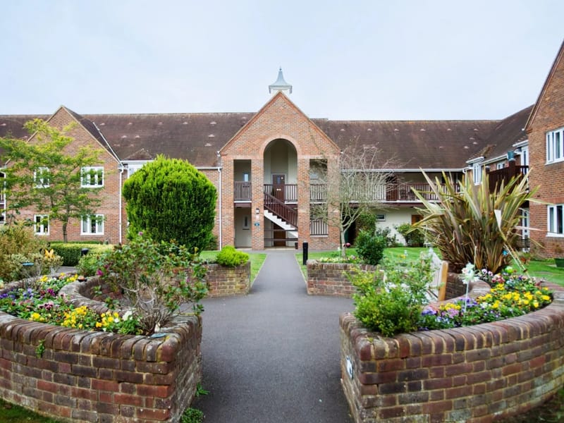 Brendoncare Mary Rose Mews - Assisted Living in Alton, England photo 1