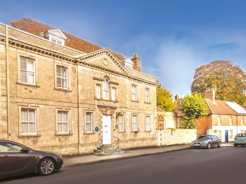 Wren House Residence for the Retired & Elderly - Warminster - Assisted Living in Warminster, England photo 2