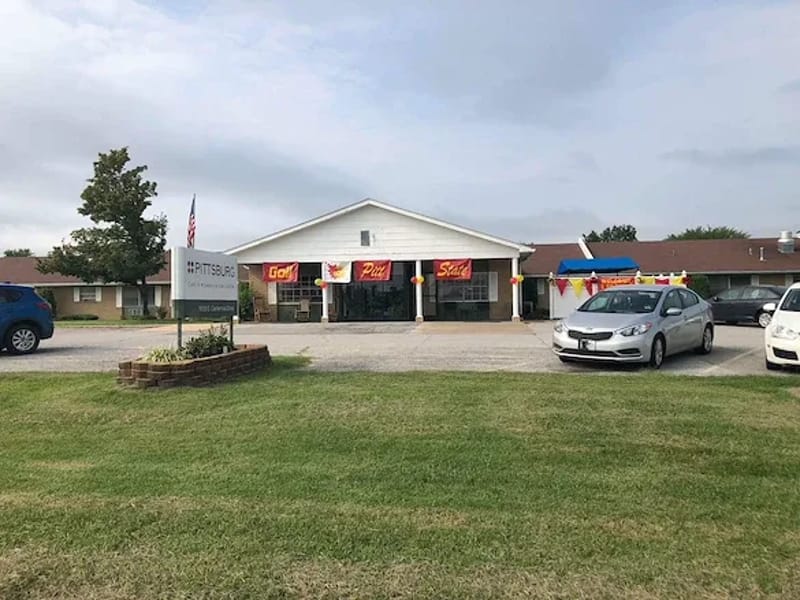 Medicalodges Frontenac - Nursing Home in Frontenac, KS photo 3