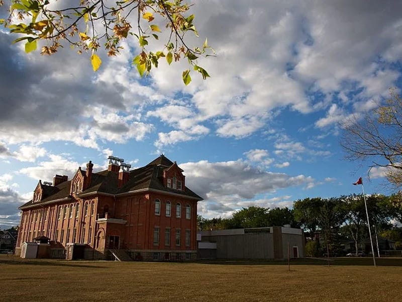 Queen Alexandra Lodge in Edmonton, AB photo 3