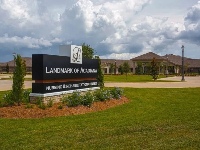 Landmark of Acadiana — Nursing Home, Saint Martinville, LA · photo 2