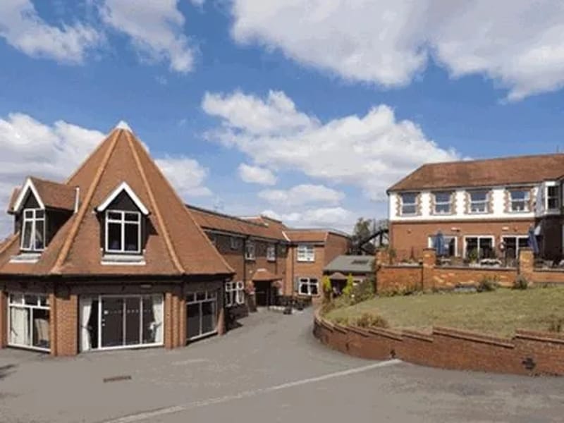 Westroyd Care Home - Nursing Home in Loughborough, England photo 2
