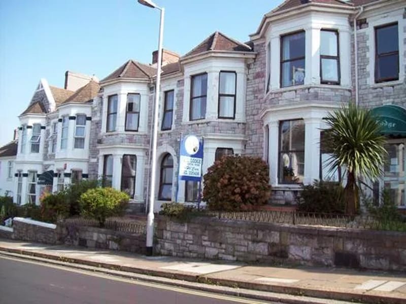 Vale Lodge Residential Home - Assisted Living in Plymouth, England photo 2