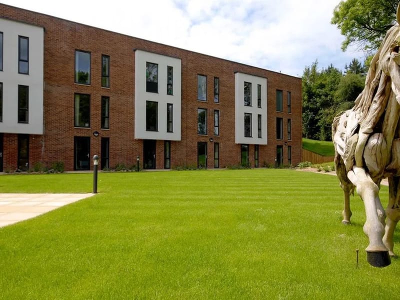 Cumnor Hill House - Nursing Home in Oxford, England photo 3