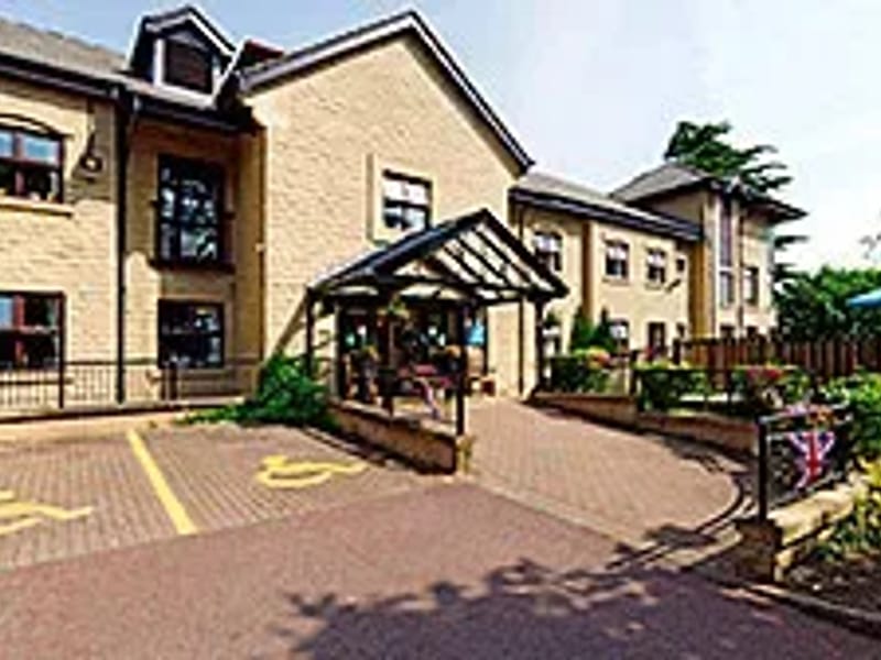Broomcroft House Care Home - Nursing Home in Sheffield, England photo 1