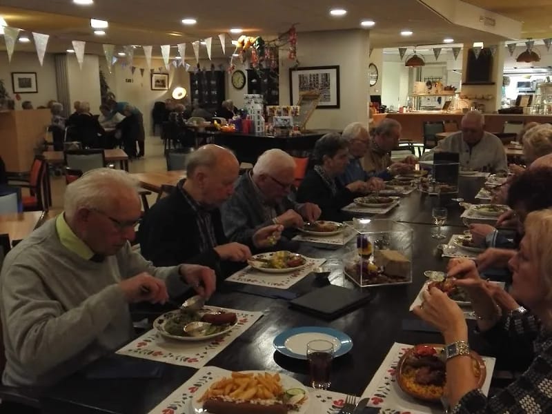 Geriatrisch Centrum De Es - Verpleeghuis in Spijkenisse, Zuid-Holland photo 6