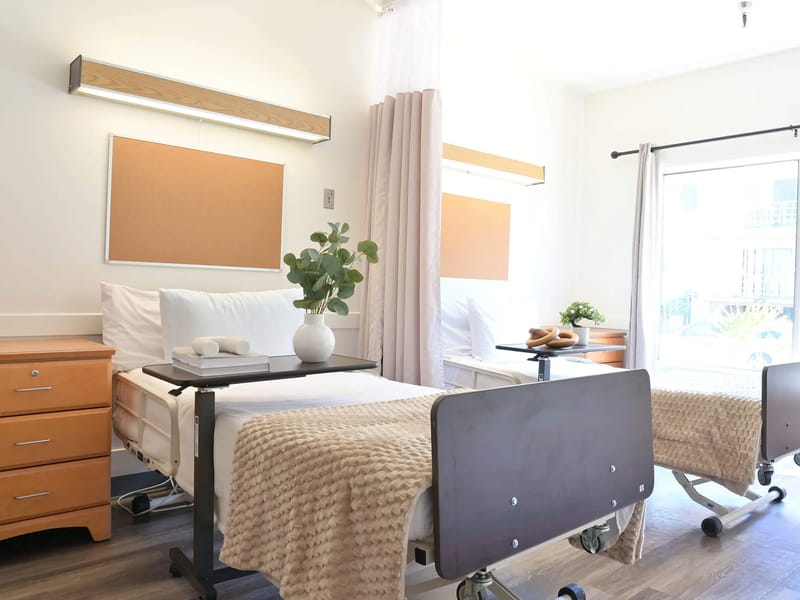 Berkley Post-Acute - Nursing Home in Van Nuys, CA photo 2