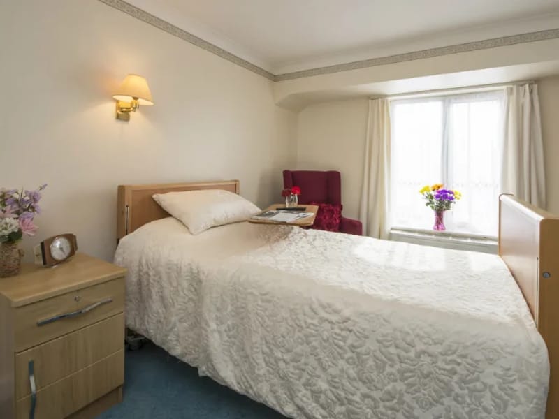 Haven Lodge - Nursing Home in Clacton-On-Sea, England photo 2