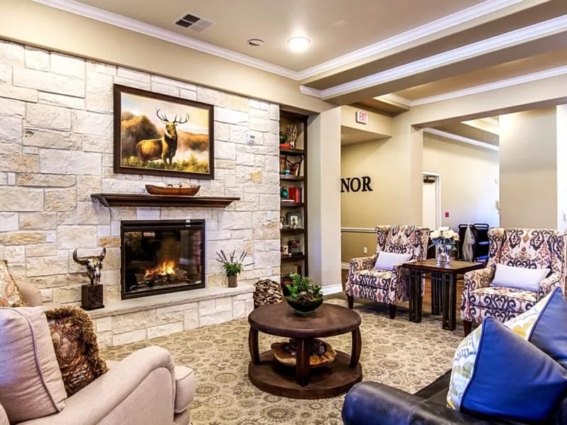Heartis Cleburne - Assisted Living in Cleburne, TX photo 2