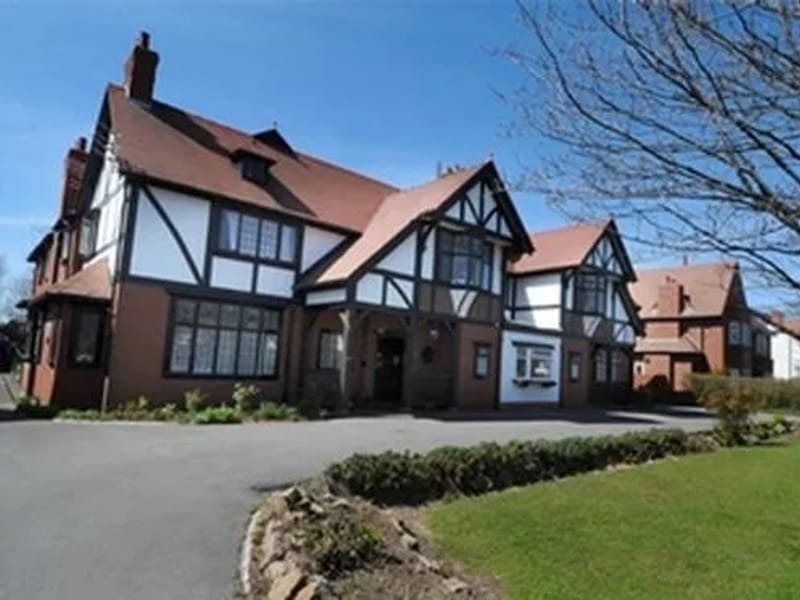 Hollin Bank House - Nursing Home in Accrington, England photo 1
