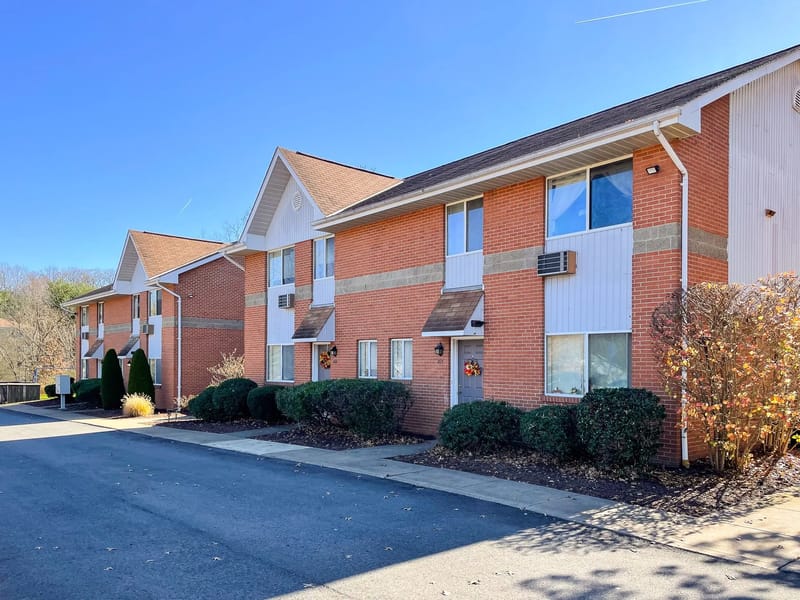 Arbors at Woodsfield - Nursing Home in Woodsfield, OH photo 1