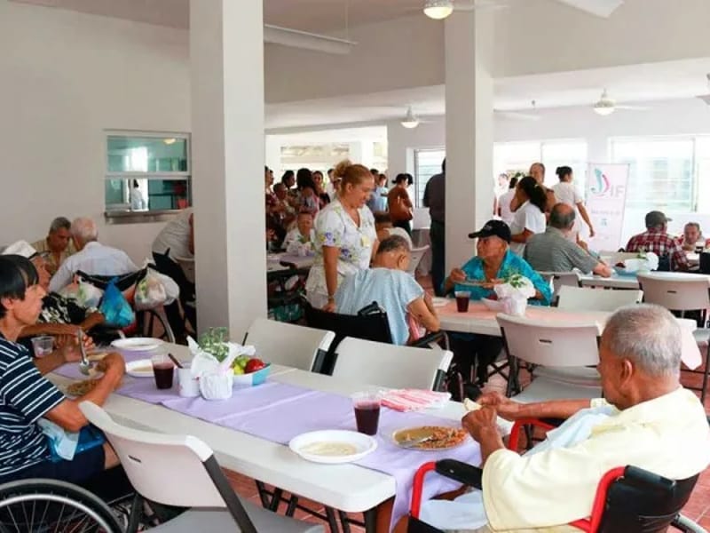 ALBERGUE PARA ANCIANOS PROFESORA ELENA GIRON FUENTES - Hogar de Ancianos in Huitzuco De Los Figueroa, Guerrero photo 2