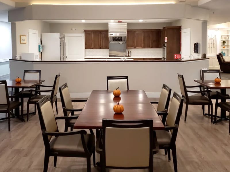 Beehive Homes Of Parker - Assisted Living in Parker, CO photo 3