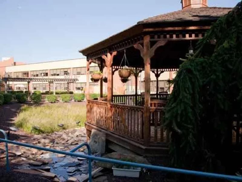 St. John Specialty Care Center - Assisted Living in Mars, PA photo 4